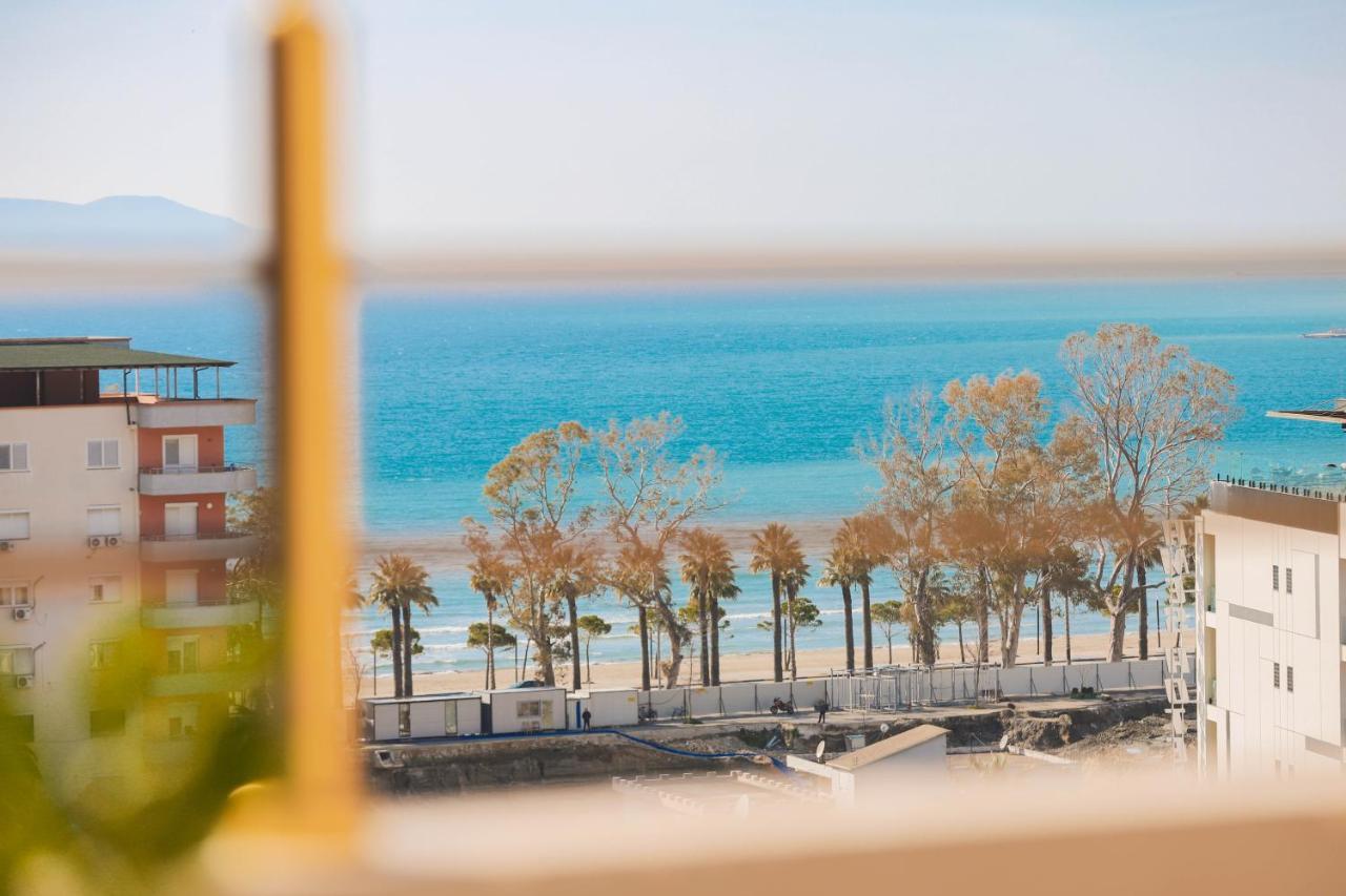 Large Apartment Near The Seaside Boulevard Lungomare Vlore Bagian luar foto